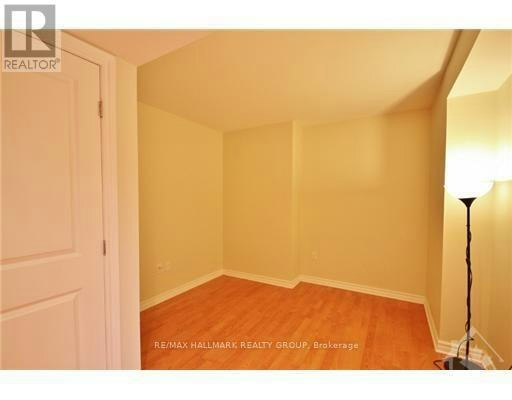 407-314 Central Park Drive, Ottawa, ON, K2C 0R2 - 3