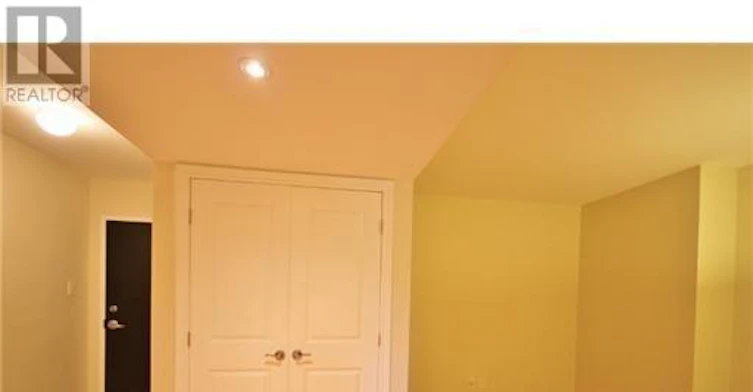 407-314 Central Park Drive, Ottawa, ON, K2C 0R2 - 2