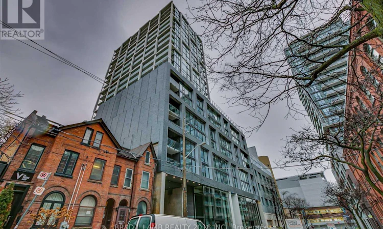 812-55 Ontario Street