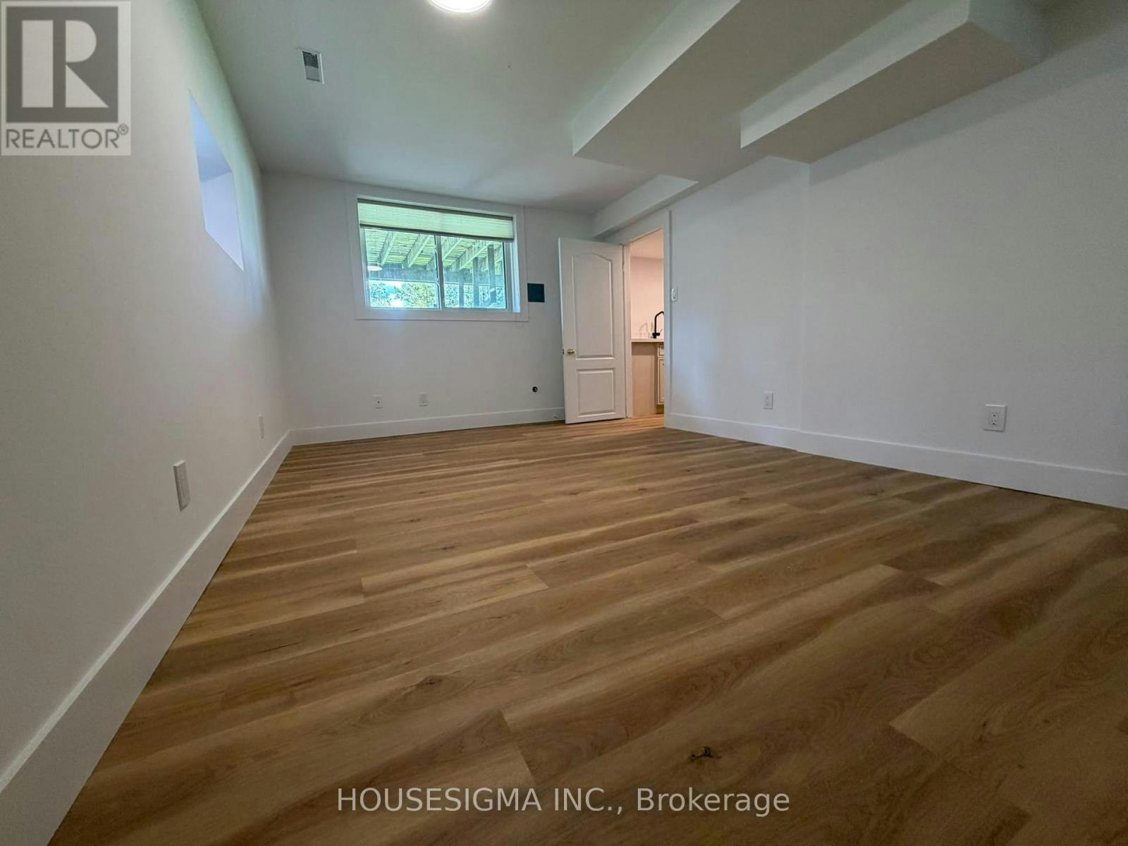 LOWER-129 Gore Drive, Barrie, ON, L4N 0A8 - 14