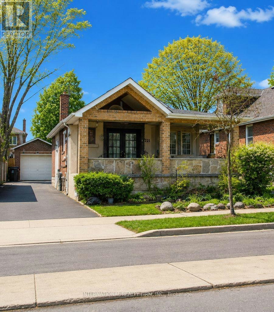 221 Church Street, Toronto, ON, M9N 1N9