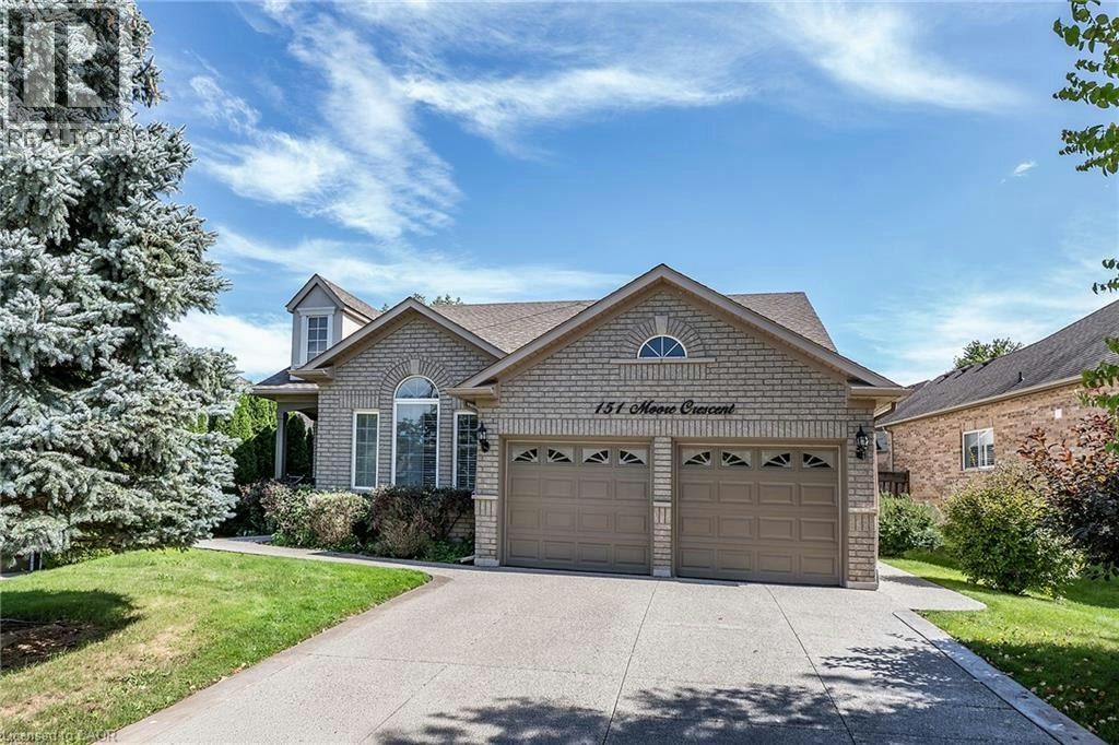 151 Moore Crescent - 2