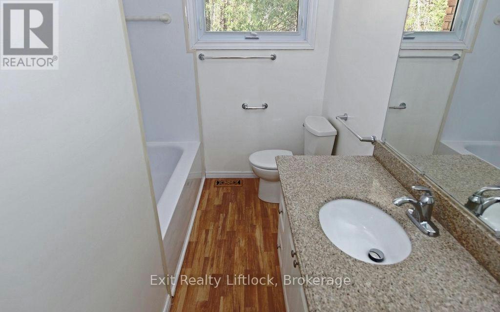 MAIN Floor 4 Wallis Drive, Peterborough, ON, K9J 6B7 - 9