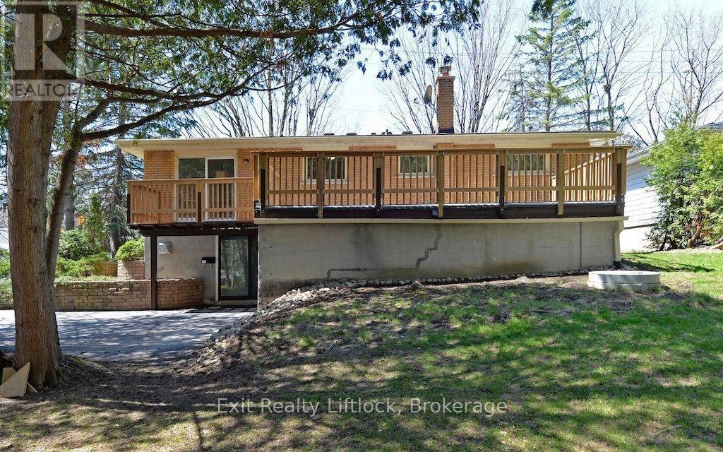 MAIN Floor 4 Wallis Drive, Peterborough, ON, K9J 6B7 - 10