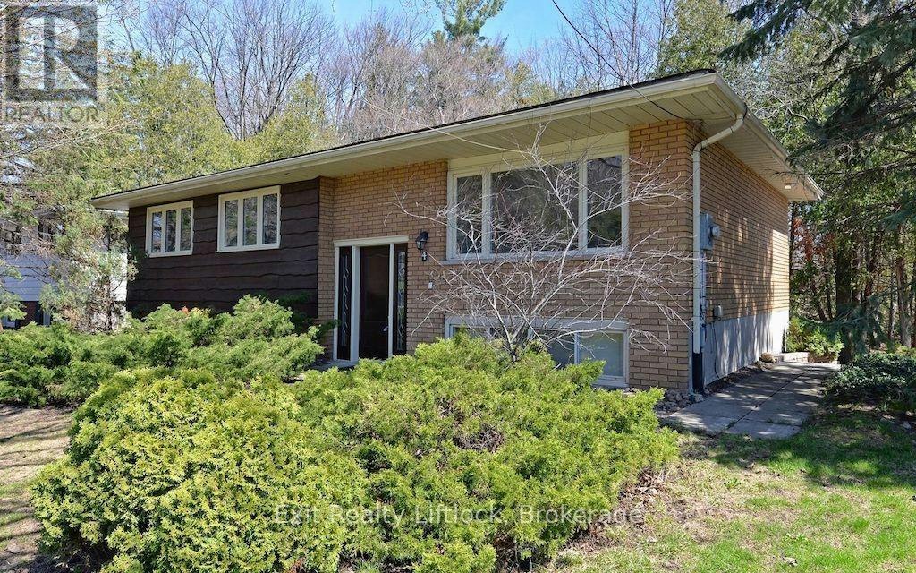 MAIN Floor 4 Wallis Drive, Peterborough, ON, K9J 6B7
