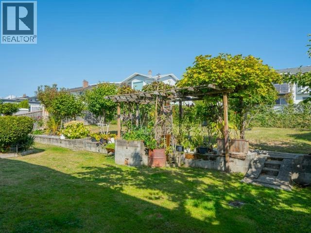 3740 Strathcona Avenue, Powell River, BC, V8A 4Z8 - 26