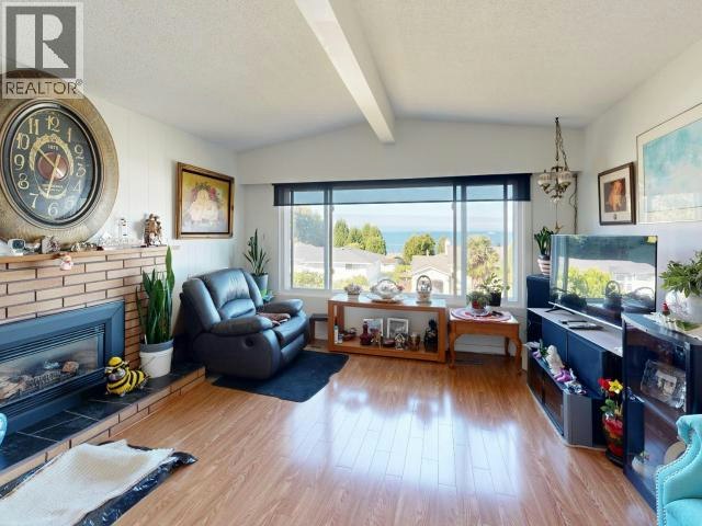 3740 Strathcona Avenue - 3