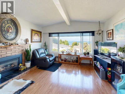 3740 Strathcona Avenue - 3