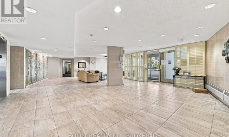 1008-35 Towering Heights Boulevard