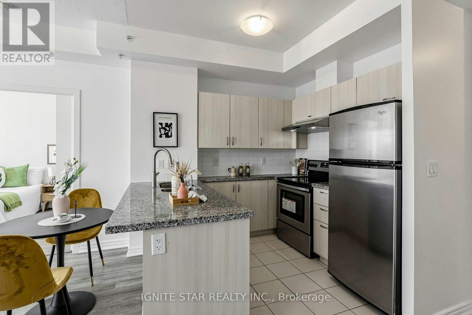 1201-5740 Yonge Street, Toronto, ON, M2M 0B1