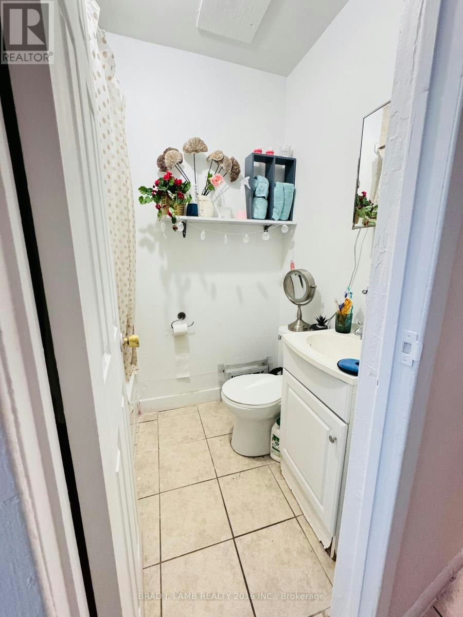 1-552 Dupont Street, Toronto, ON, M6G 1Y9 - 5
