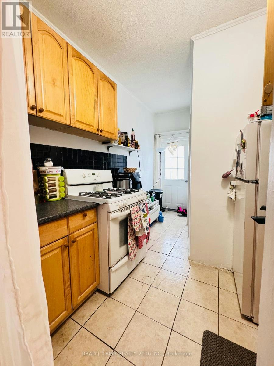 1-552 Dupont Street, Toronto, ON, M6G 1Y9 - 3