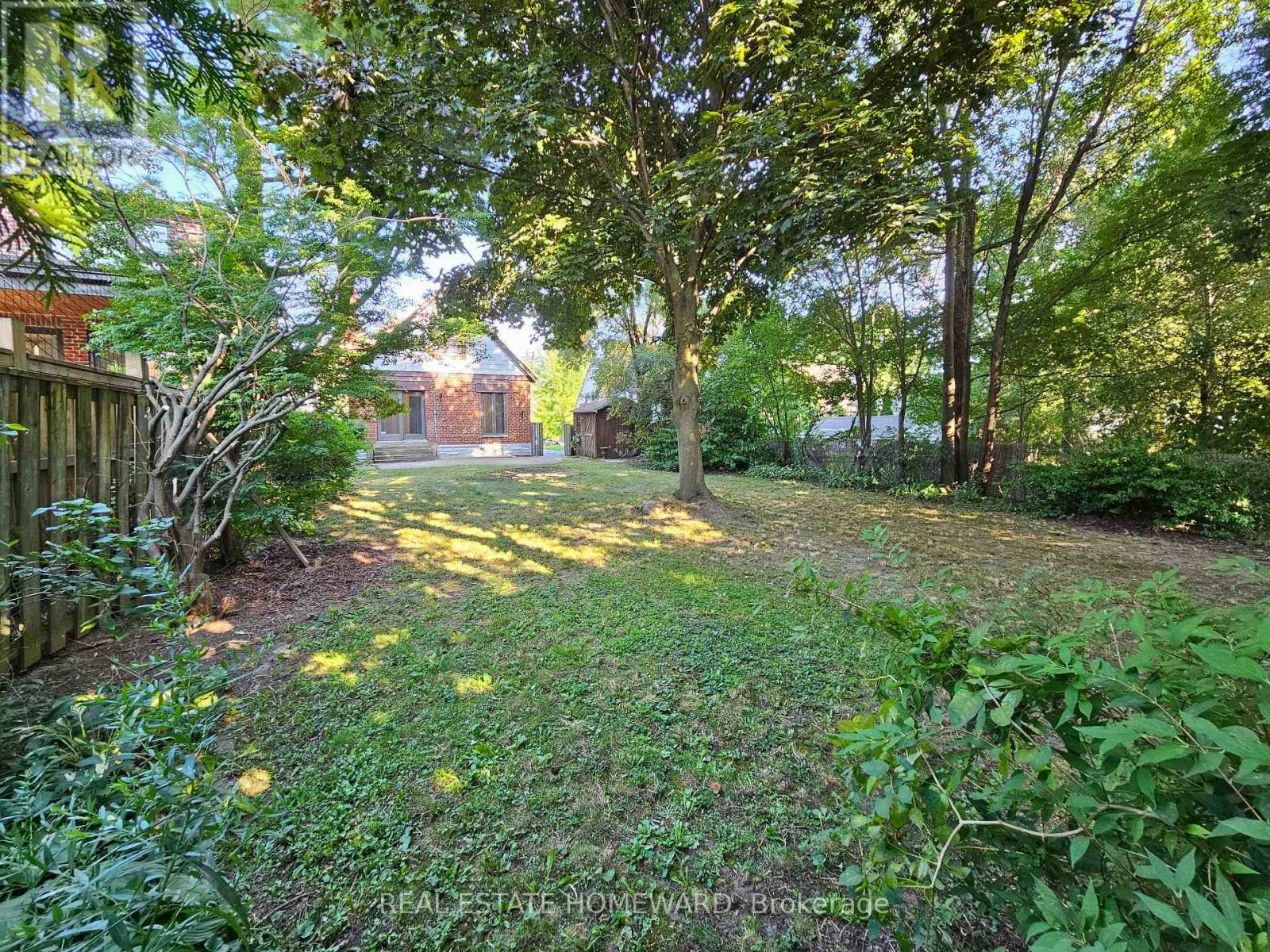44 Harris Park Drive, Toronto, ON, M1L 3A4 - 35