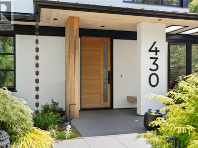 430 Luxton Avenue - 2