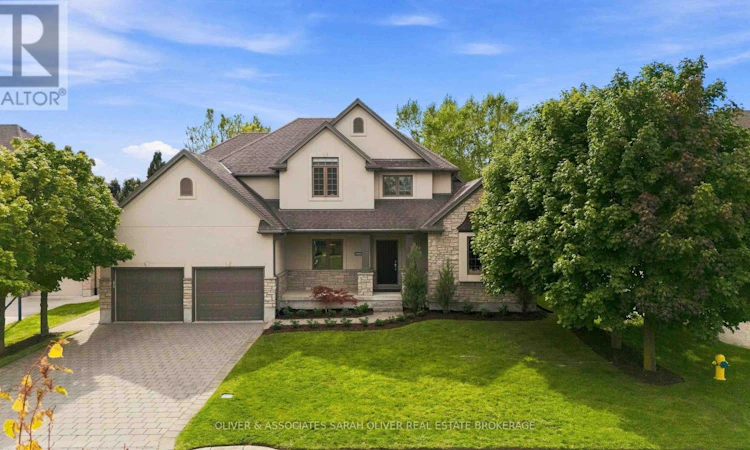 7038 Clayton Walk