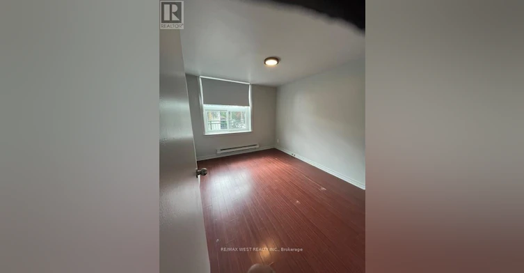 2-932 Dundas Street, Toronto, ON, M6J 1W3 - 2