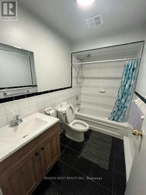 2-932 Dundas Street, Toronto, ON, M6J 1W3 - 8