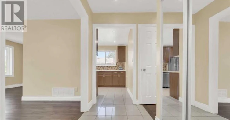 MAIN-36 Reigate Avenue, Brampton, ON, L6V 2E3 - 3