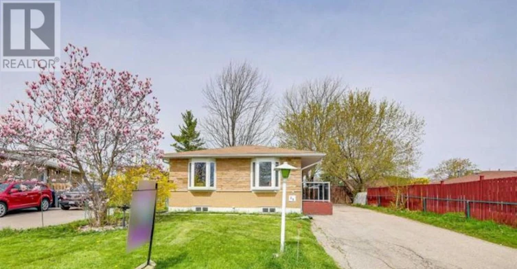 MAIN-36 Reigate Avenue, Brampton, ON, L6V 2E3