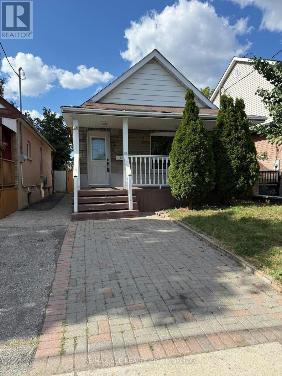 12 Mahoney Avenue, Toronto, ON, M6M 2H4