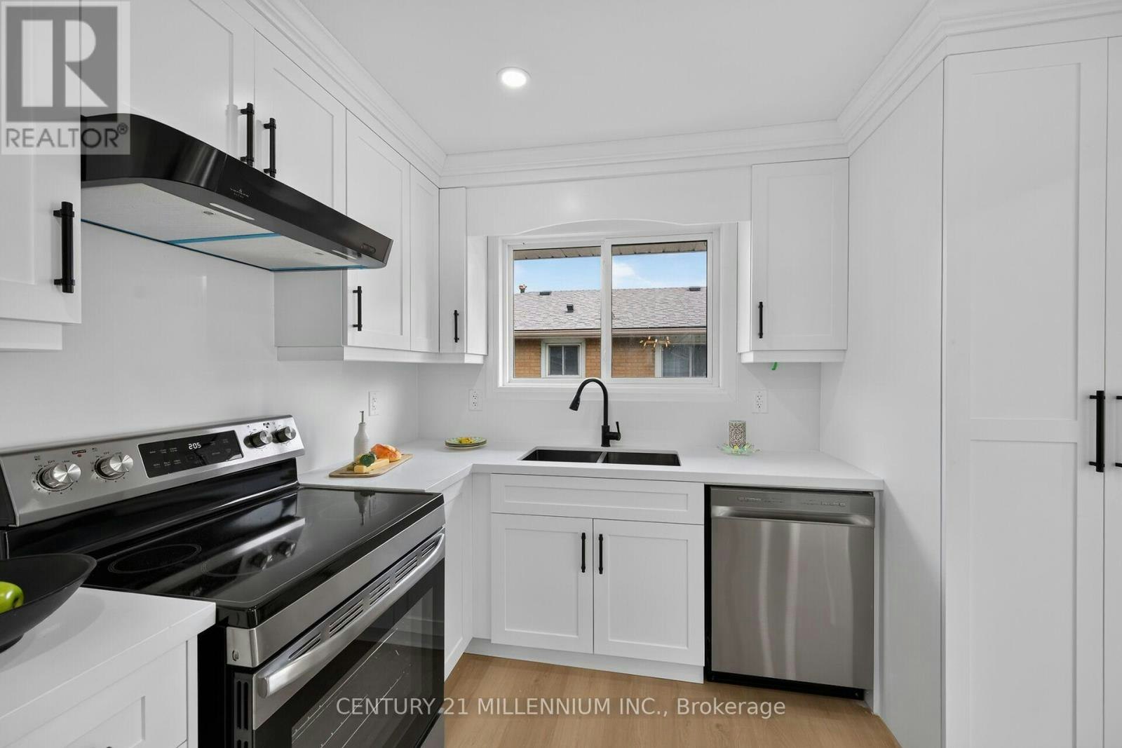 UPPER-40 Purdy Crescent, Hamilton, ON, L9A 3B3 - 11