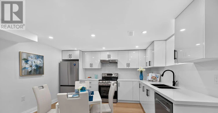 LOWER-40 Purdy Crescent, Hamilton, ON, L9A 3B3 - 12