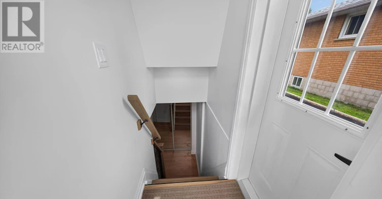 LOWER-40 Purdy Crescent, Hamilton, ON, L9A 3B3 - 4