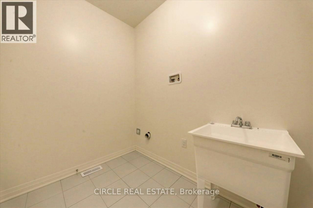 14 Clipper Lane, Clarington, ON, L1C 4A9 - 25