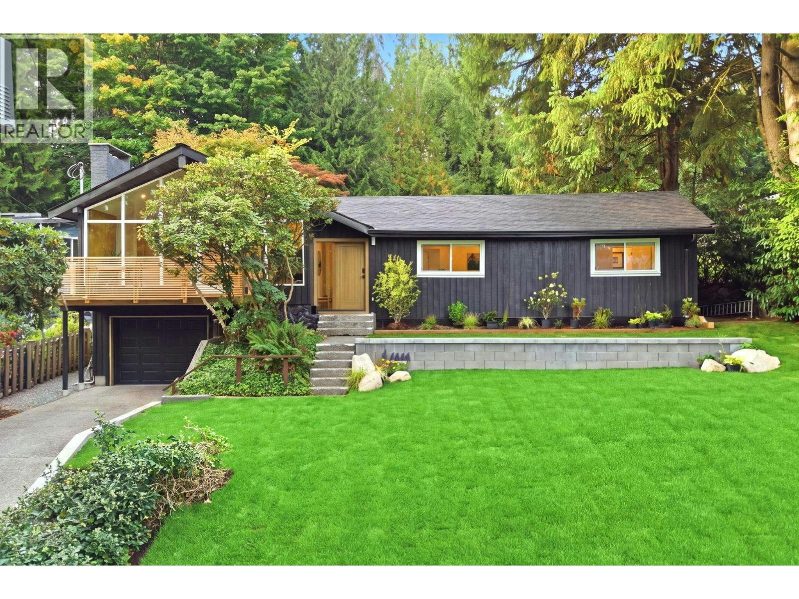 4646 Cove Cliff Road, North Vancouver, BC, V7G 1H6