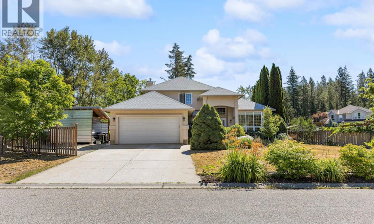 4015 Mahonia Drive