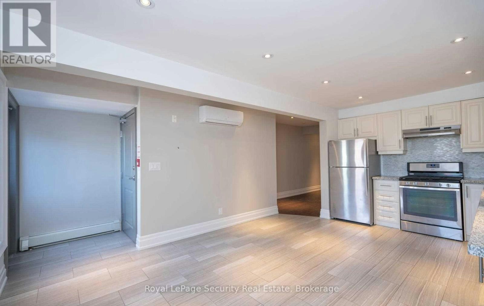 1-62 Lippincott Street, Toronto, ON, M5T 2R5 - 3