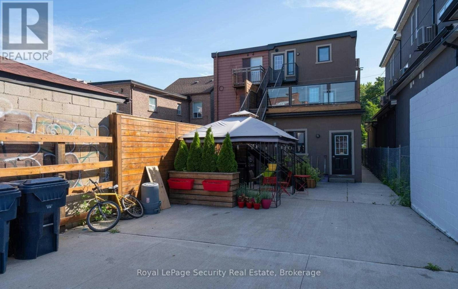 1-62 Lippincott Street, Toronto, ON, M5T 2R5 - 15