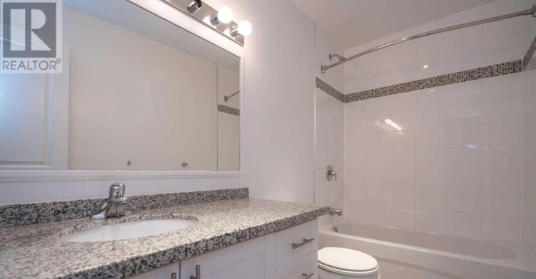 1-62 Lippincott Street, Toronto, ON, M5T 2R5 - 4
