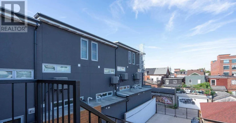 1-62 Lippincott Street, Toronto, ON, M5T 2R5 - 12