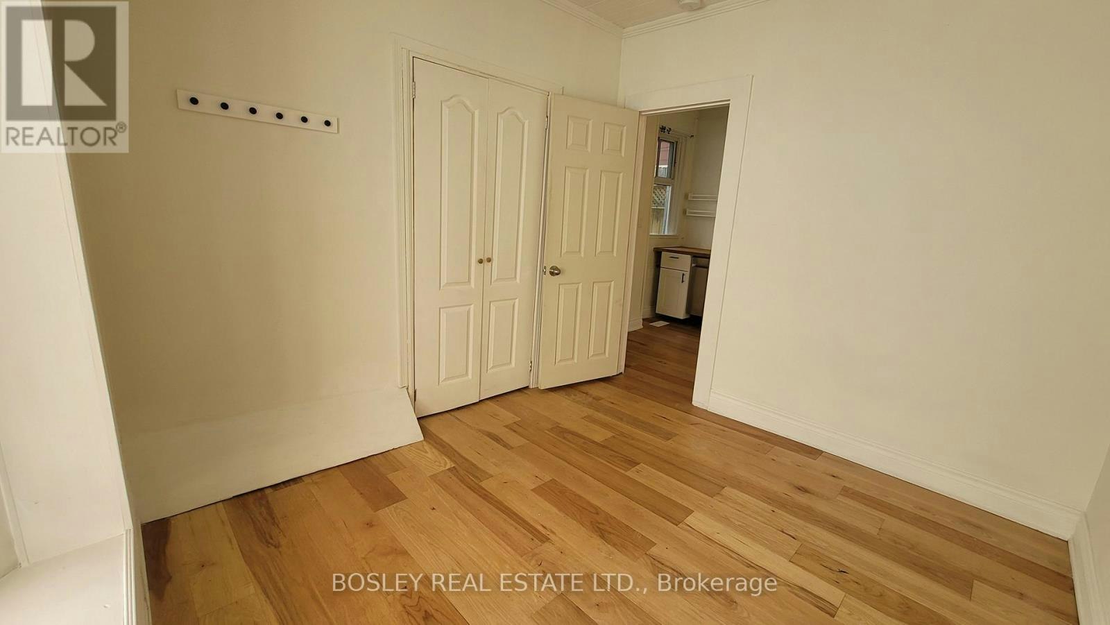 16 Ivy Avenue, Toronto, ON, M4L 2H7 - 13