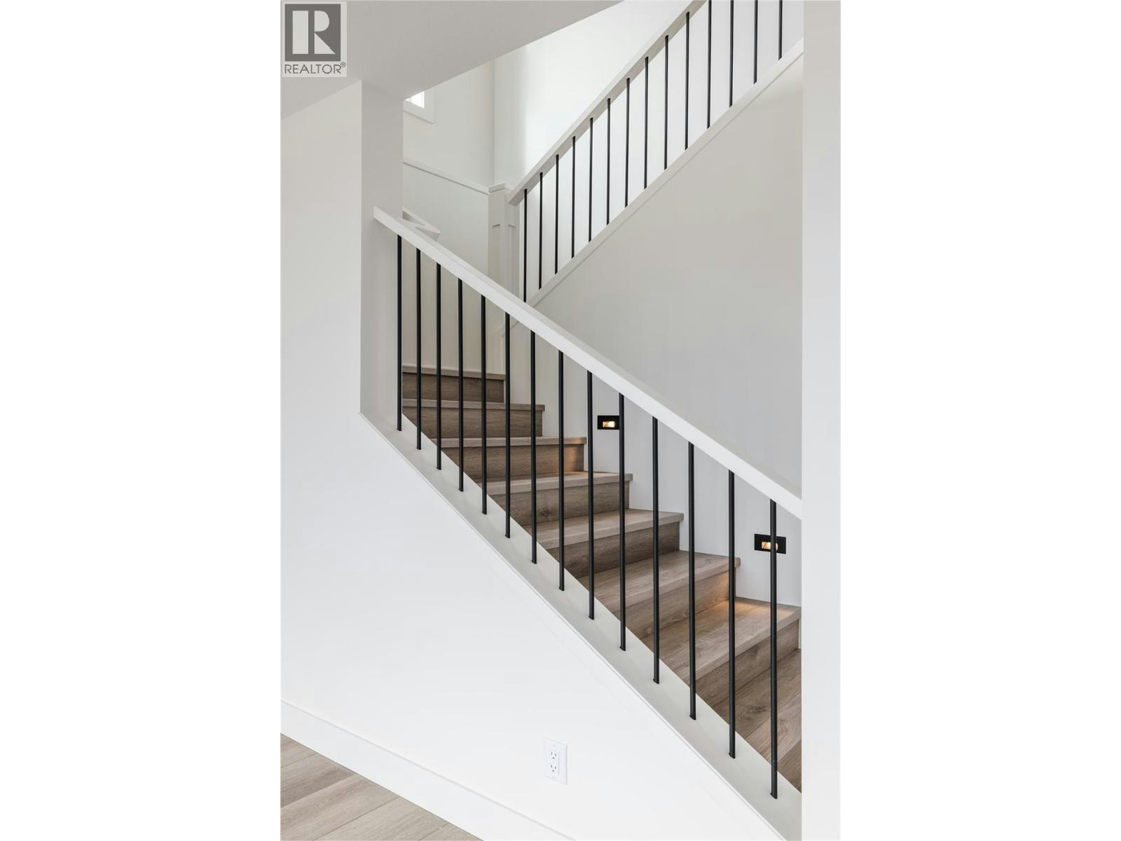 17567 Dickinson Place, Summerland, BC, V0H 1Z3 - 34