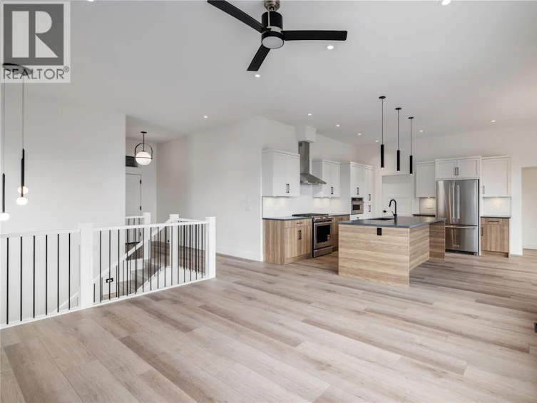 17567 Dickinson Place, Summerland, BC, V0H 1Z3 - 6