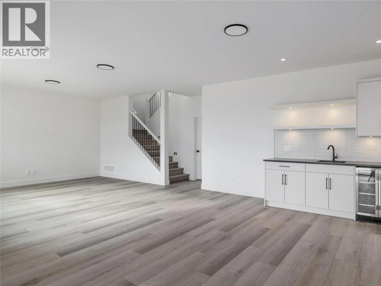 17567 Dickinson Place, Summerland, BC, V0H 1Z3 - 30