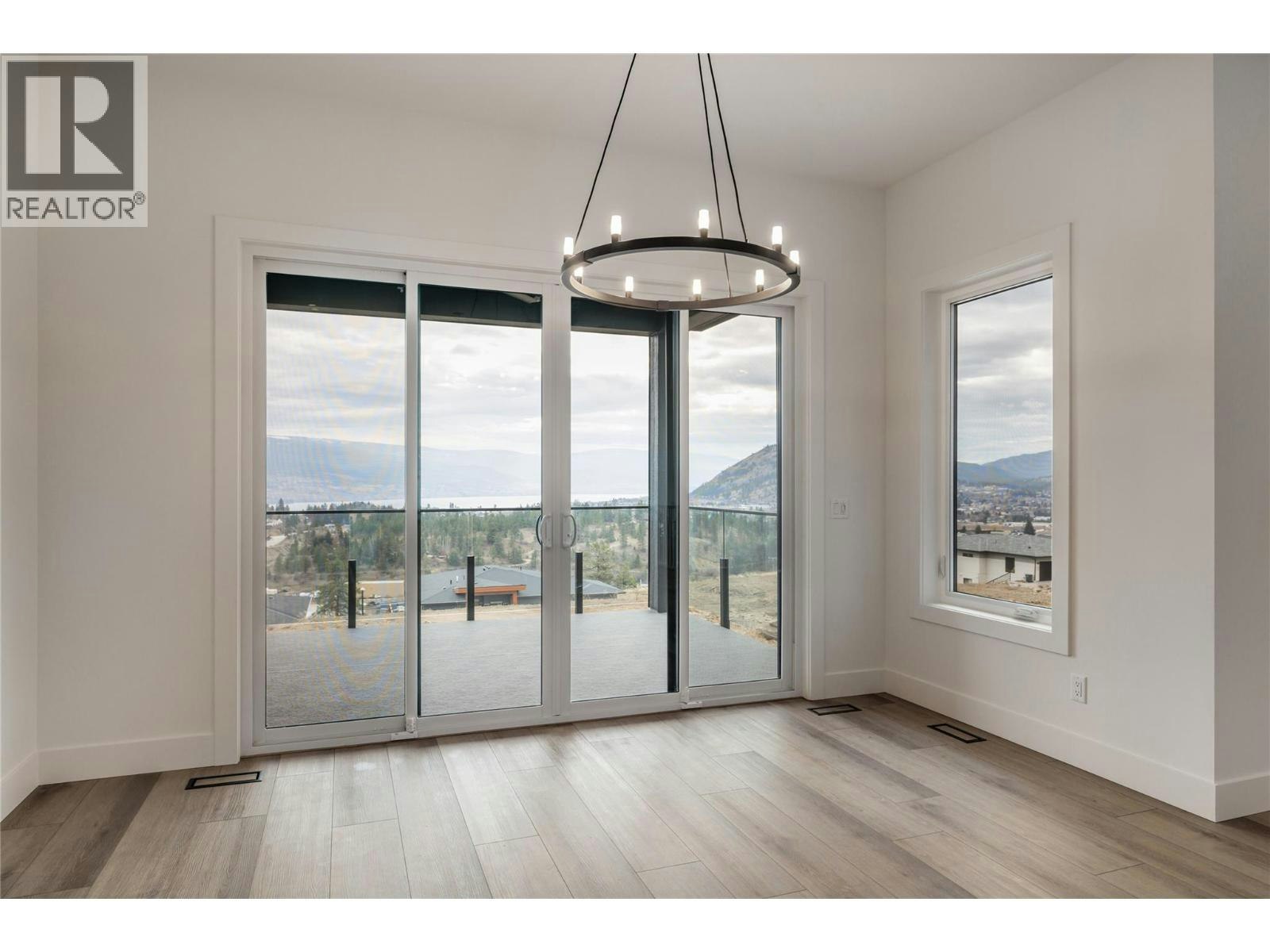 17567 Dickinson Place, Summerland, BC, V0H 1Z3 - 17