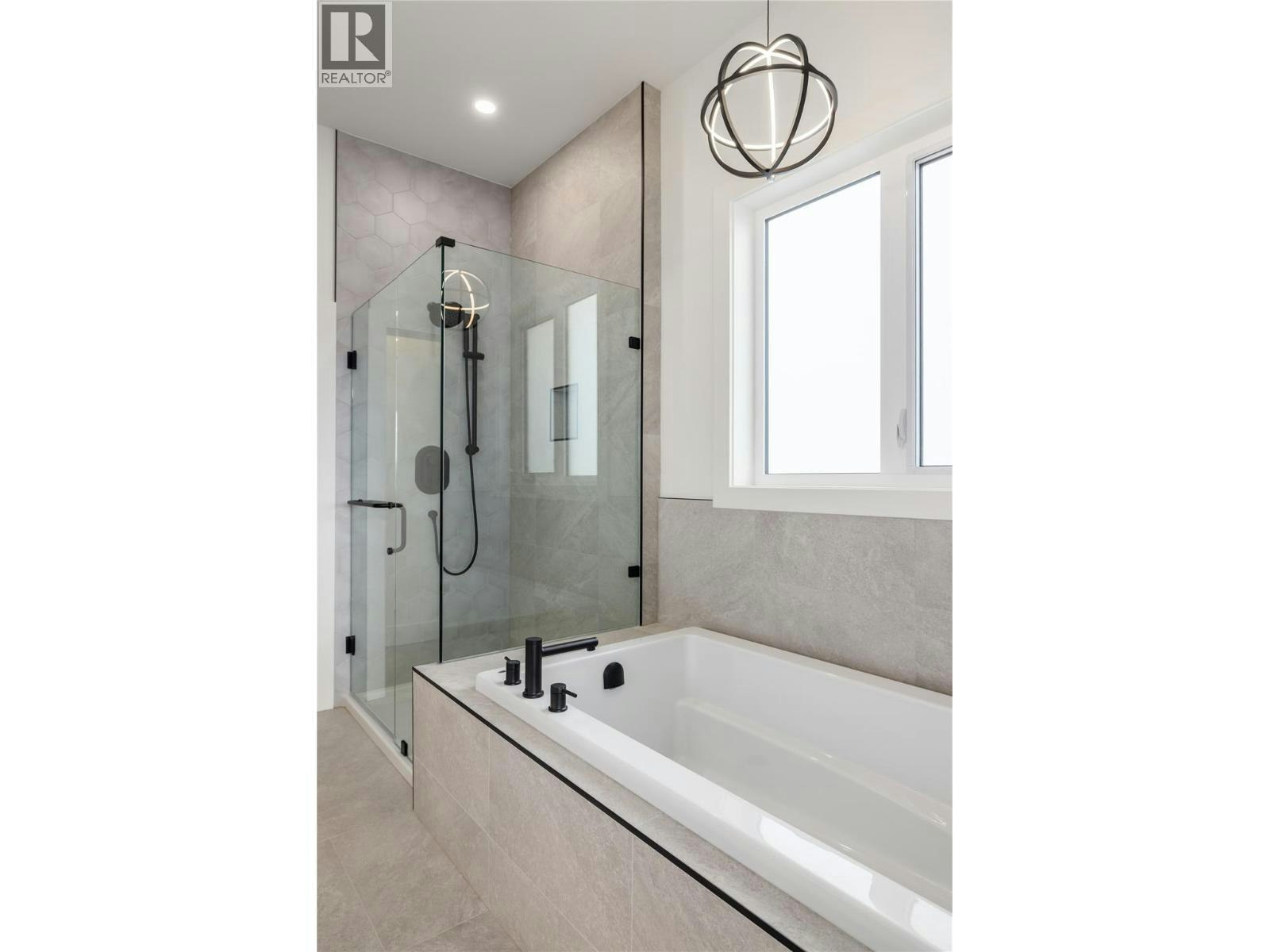 17567 Dickinson Place, Summerland, BC, V0H 1Z3 - 20