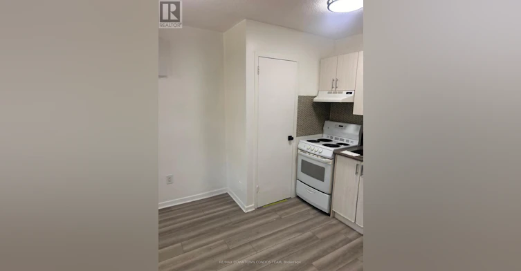 201-5 Thornburn Avenue, Toronto, ON, M6K 1C4 - 5