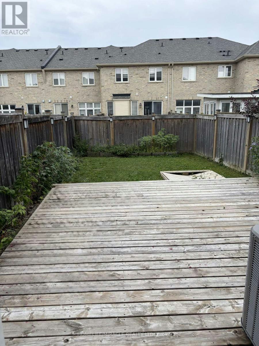 11 Stowmarket Street, Caledon, ON, L7C 3Y5 - 3