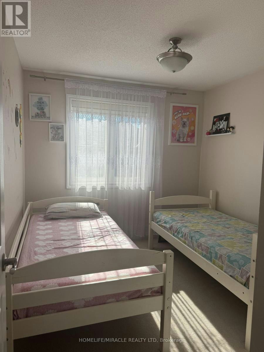 11 Stowmarket Street, Caledon, ON, L7C 3Y5 - 5