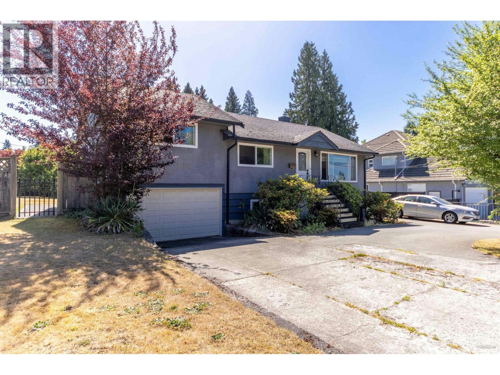 539 Schoolhouse Street, Coquitlam, BC, V3J 5N8