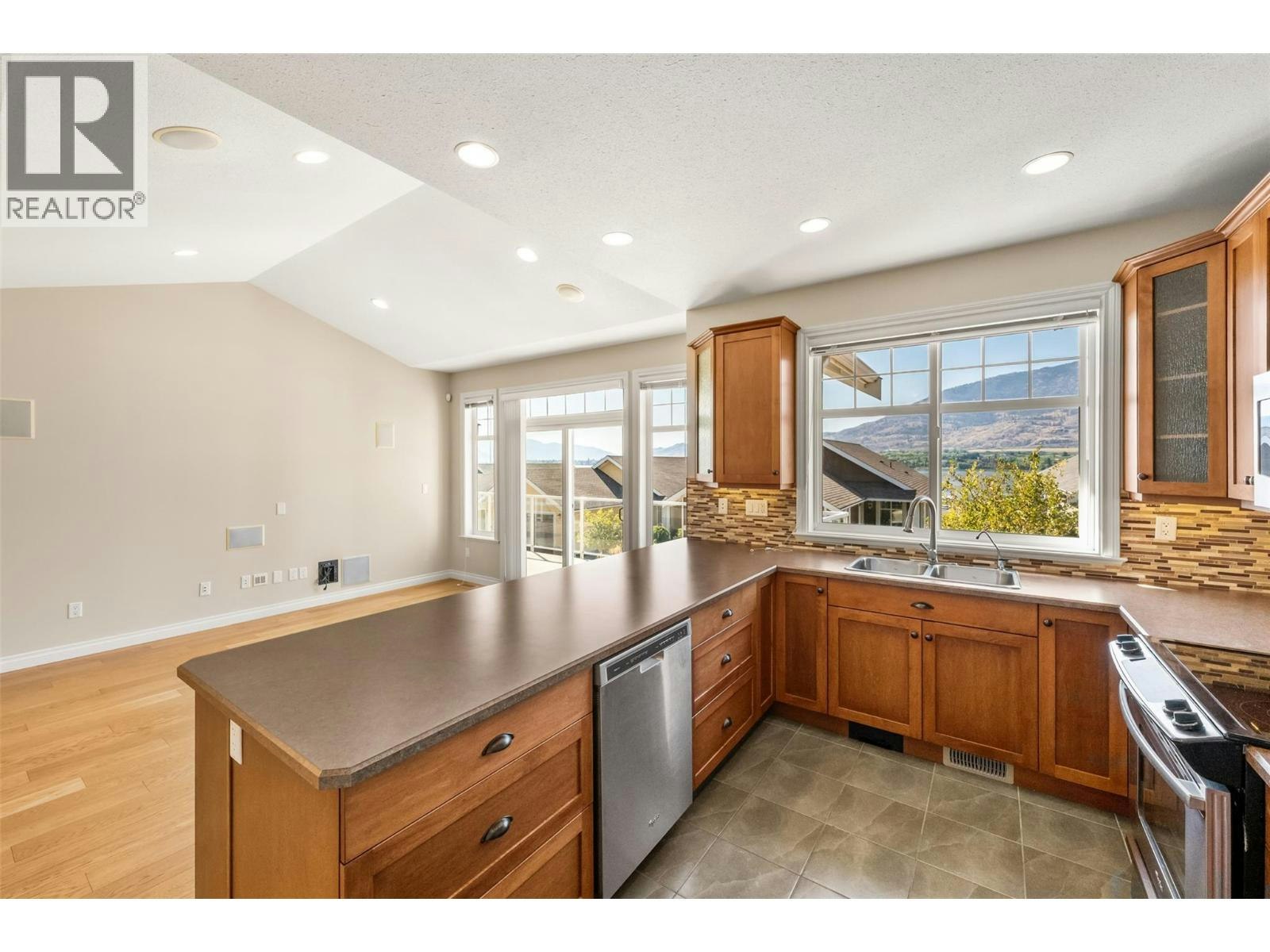 226-2450 Radio Tower Road, Osoyoos, BC, V0H 1T1 - 14