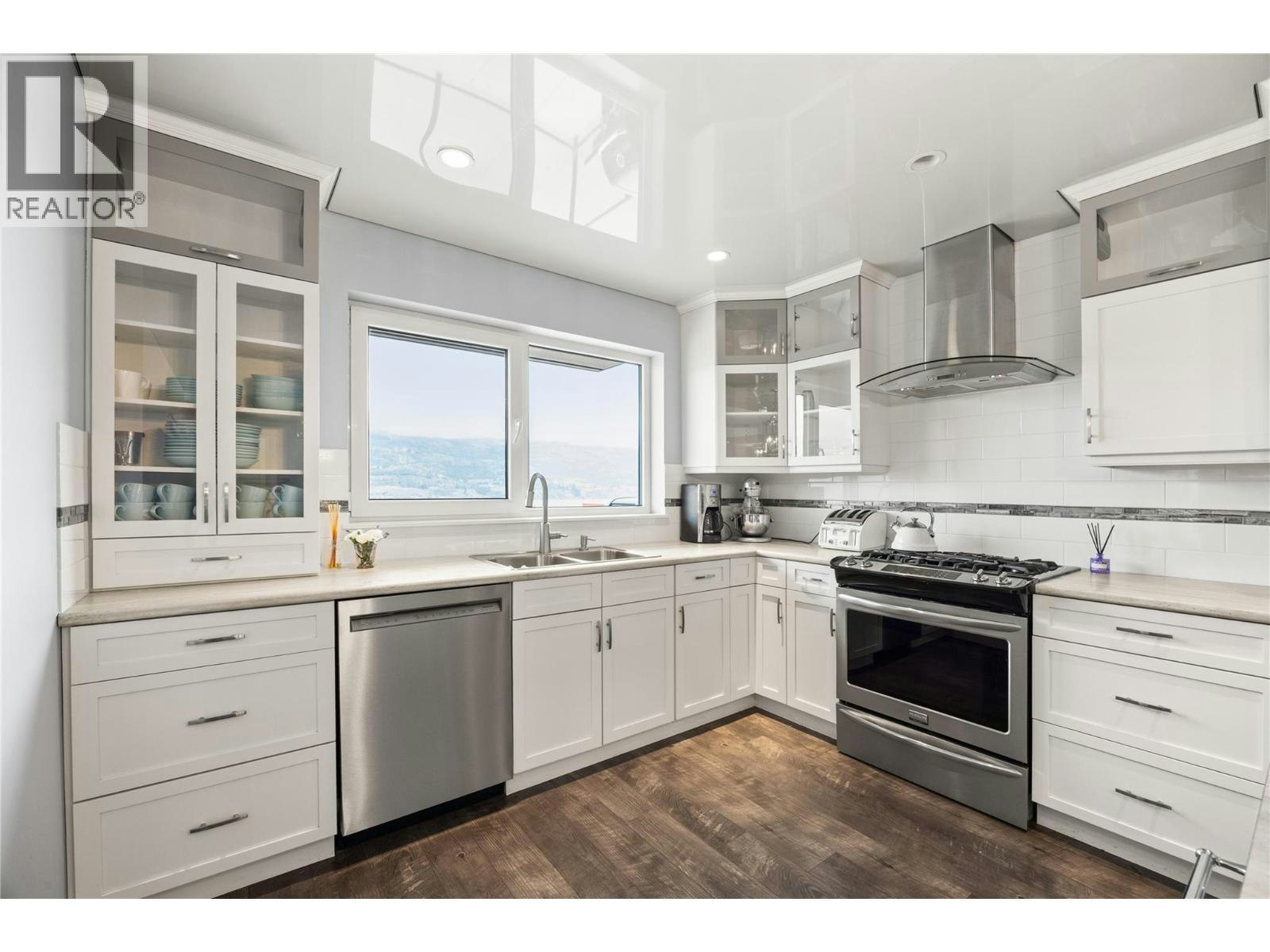 143 View Lane, Penticton, BC, V2A 0A6 - 9