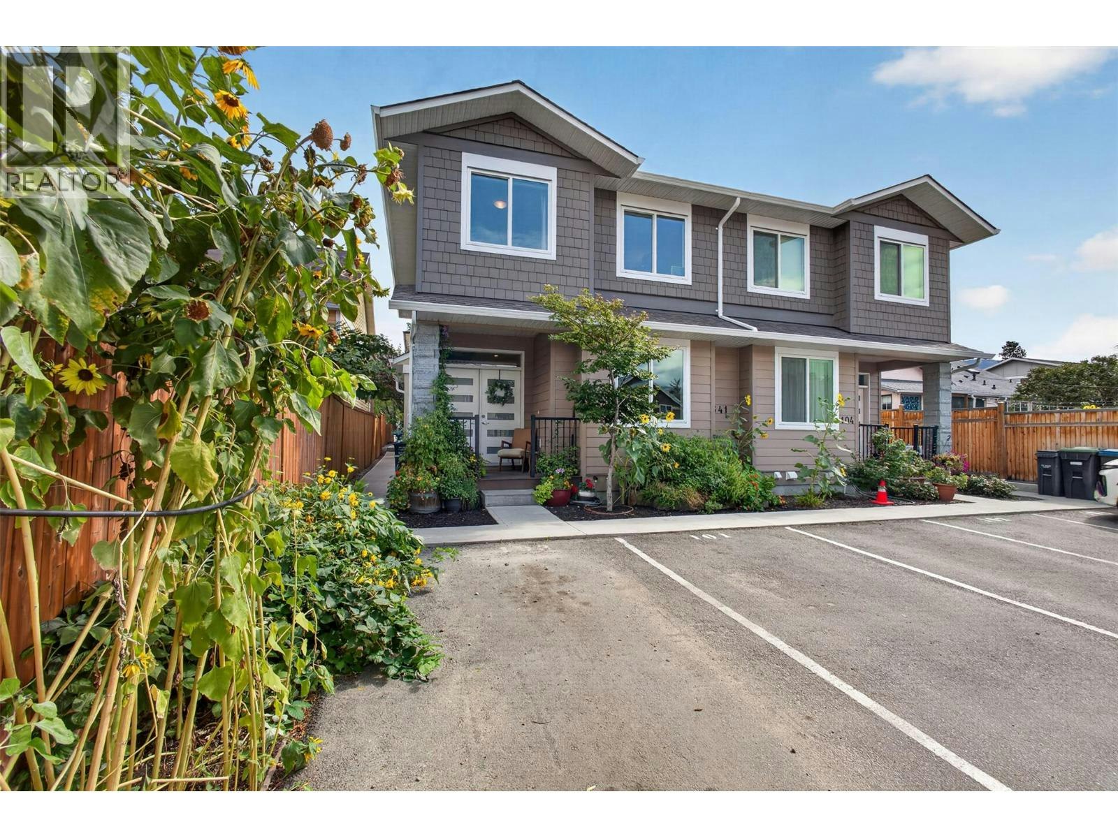 103-641 Winnipeg Street, Penticton, BC, V2A 5N1