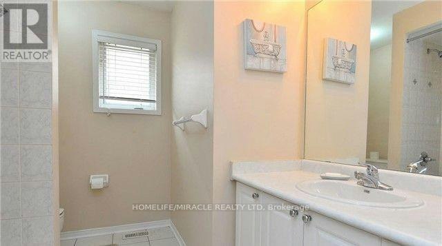 34 Palleschi Drive, Brampton, ON, L6P 2R9 - 5