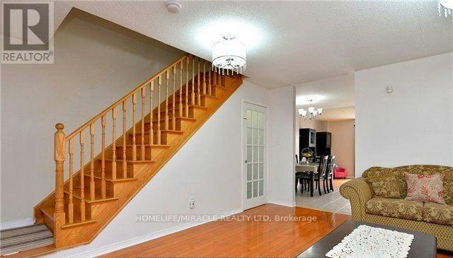 34 Palleschi Drive, Brampton, ON, L6P 2R9 - 2