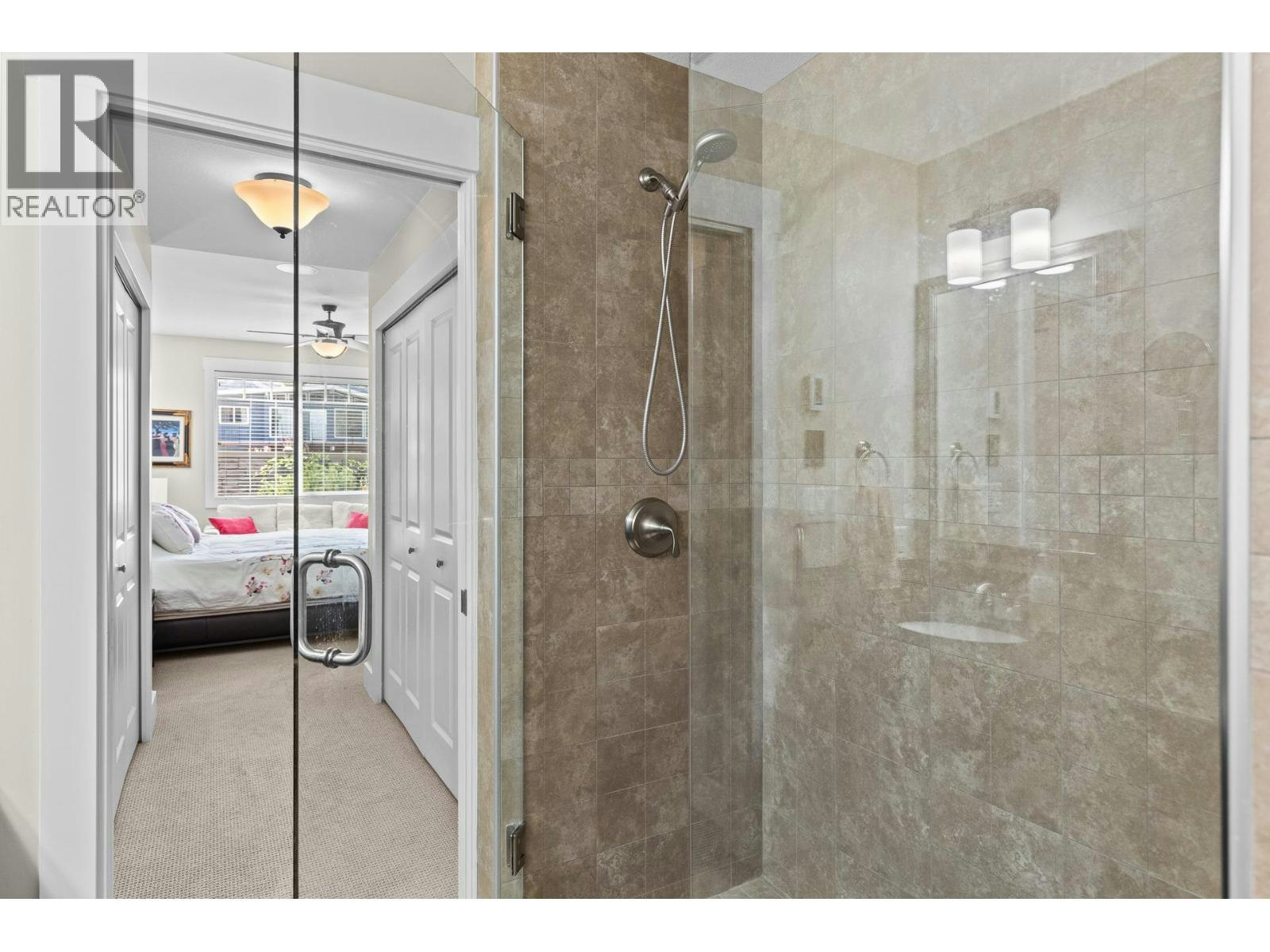5-6823 Tucelnuit Drive, Oliver, BC, V0H 1T2 - 32